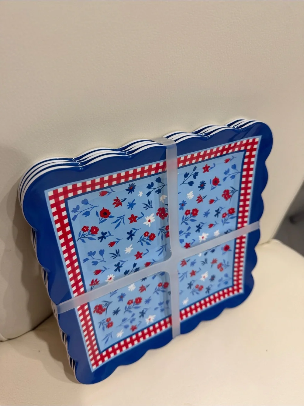 Red/White & Blue Set of 4 Floral Print 8
